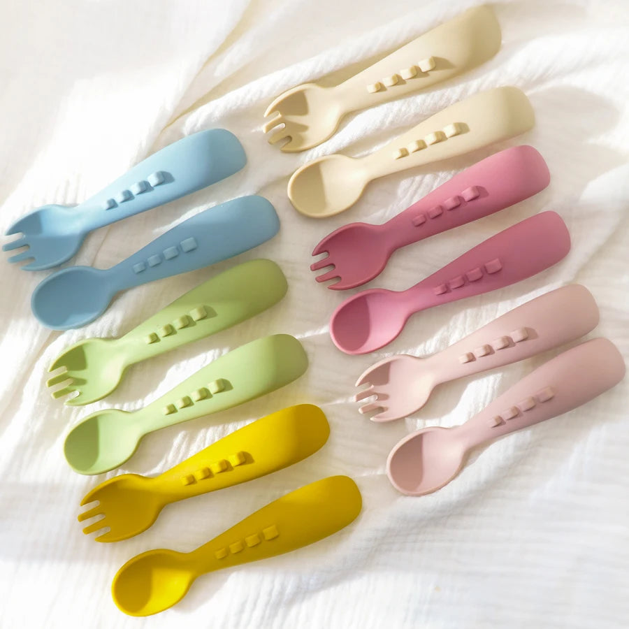 2PCS Silicone Baby Spoons Fork For Baby Cutlery Set Newborn Learn To Eat Training Feeding Spork Tableware Baby Items