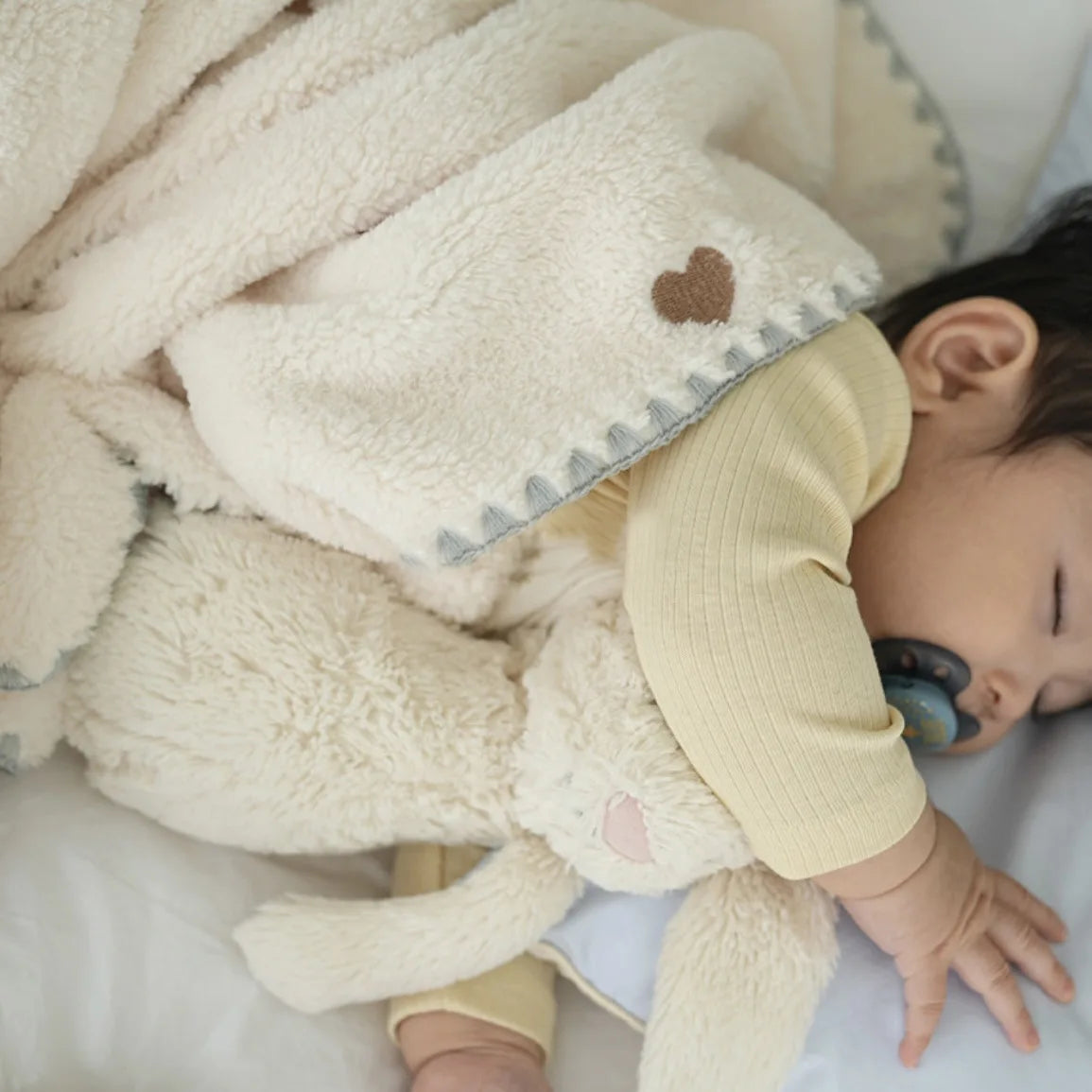 Cartoon Baby Blanket Soft Fleece Kindergarten Kids Quilt for Newborn Swaddling Blankets Stroller Cover Bedding Baby Items